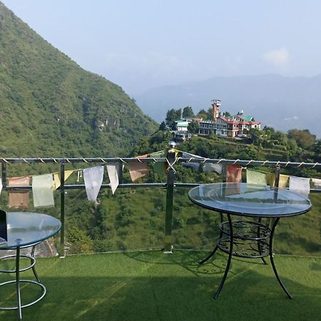 Icebergs Mussoorie - A Boutique Stay And 24 Hrs Roof Top Cafe Dış mekan fotoğraf