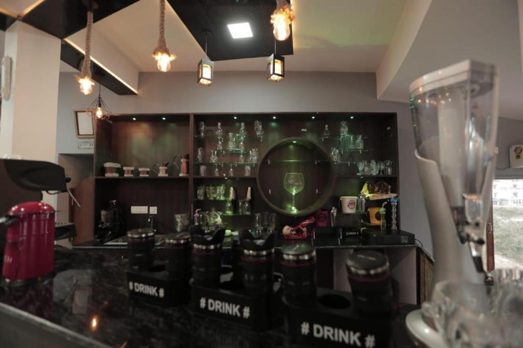 Icebergs Mussoorie - A Boutique Stay And 24 Hrs Roof Top Cafe Dış mekan fotoğraf