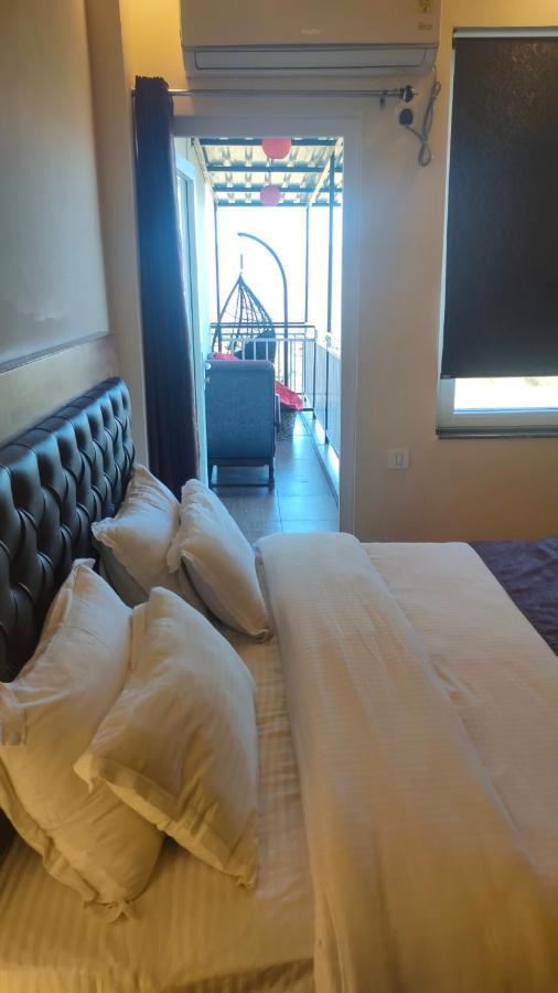 Icebergs Mussoorie - A Boutique Stay And 24 Hrs Roof Top Cafe Dış mekan fotoğraf
